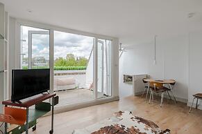 Light-filled Primrose Hill Rooftop Retreat