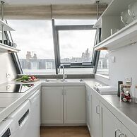 Light-filled Primrose Hill Rooftop Retreat