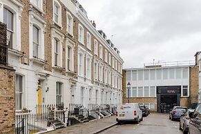 Light-filled Primrose Hill Rooftop Retreat