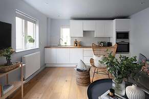 St Catherine s Hospital - Deluxe Apartment