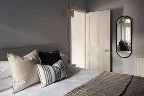 St Catherine s Hospital - Superior Apartment