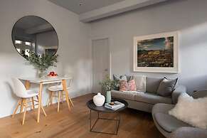 St Catherine s Hospital - Superior Apartment