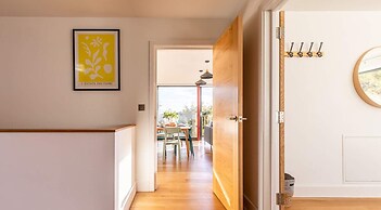 Stunning 5 Bedroom Home With Garden Views