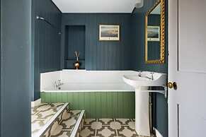 Spacious Homely Georgian Town House Central Bath