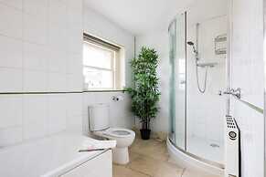 The Admirals House - Central Bath Free Parking