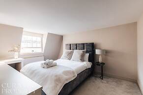 Modern Stylish Central Bath Apartment