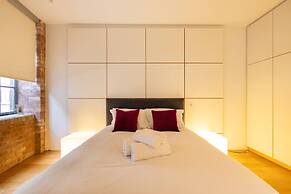 Central Soho Loft With A C Concierge