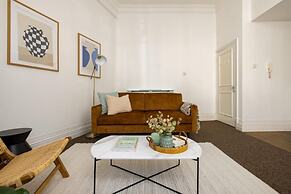 Spacious Apartment With Office Rear Terrace