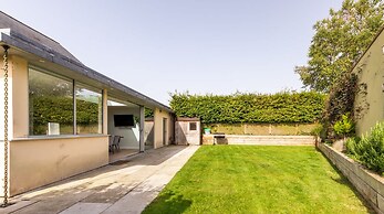 Luxury Home With Garden Gym Roof Terrace
