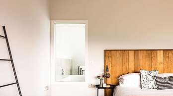 Luxury Home With Garden Gym Roof Terrace