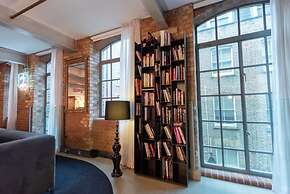Luxurious Loft Central Soho - 3 Bedrooms Office