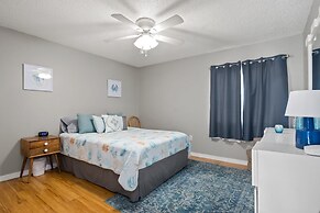 Lovely 3 Bedroom First Floor Condo on Golf Course