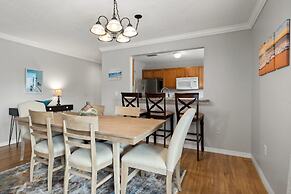 Lovely 3 Bedroom First Floor Condo on Golf Course