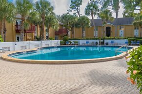 Lovely 3 Bedroom First Floor Condo on Golf Course