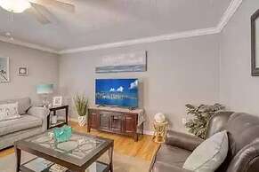 Lovely 3 Bedroom First Floor Condo on Golf Course