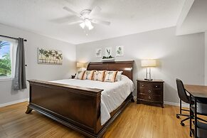 Lovely 3 Bedroom First Floor Condo on Golf Course