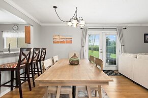 Lovely 3 Bedroom First Floor Condo on Golf Course