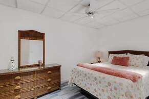 Siesta Key Marvel Pool SPA Deeded Beach Access