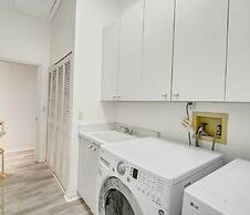 Siesta Key Marvel Pool SPA Deeded Beach Access