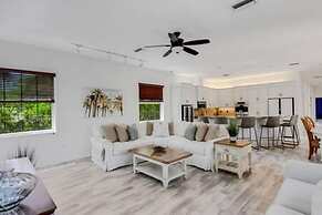 Siesta Key Marvel Pool SPA Deeded Beach Access