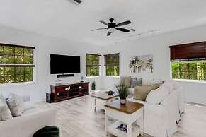 Siesta Key Marvel Pool SPA Deeded Beach Access
