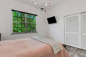 Siesta Key Marvel Pool SPA Deeded Beach Access