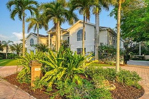 Siesta Key Marvel Pool SPA Deeded Beach Access