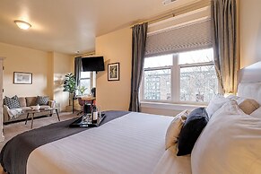 The Orenco Station Hotel