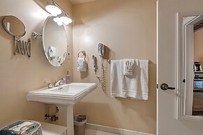 The Orenco Station Hotel