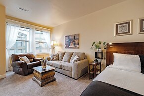 The Orenco Station Hotel