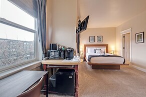 The Orenco Station Hotel