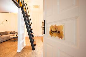 140 SQM Apartment With 4 Units - Great FOR Groups