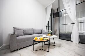 140 SQM Apartment With 4 Units - Great FOR Groups