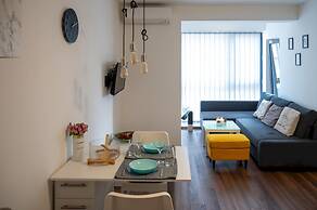 Bright Studio in the City Center