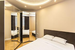 Elegant 2bdr Apartment With a Balcony