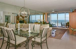 Beautifully Furnished Beachfront Condo - Sr202