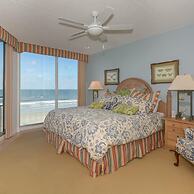 Beautifully Furnished Beachfront Condo - Sr202