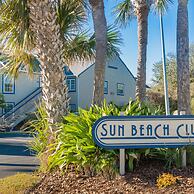 Ground Floor Sun Beach Club - Walking Distance to car Free Beach Sbc88