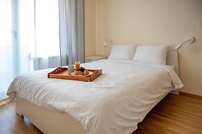 Spacious 1bdr Apartment in City Centre With Balcony