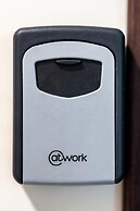 Spacious 1bdr Apartment in City Centre With Balcony