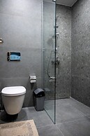 Spacious 1bdr Apartment in City Centre With Balcony