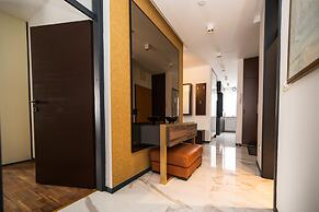 Luxury Design 2bdr Apartment