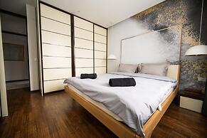 Luxury Design 2bdr Apartment