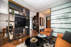 Luxury Design 2bdr Apartment