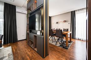 Luxury Design 2bdr Apartment