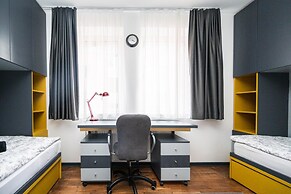 Luxury Design 2bdr Apartment