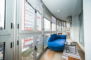 Luxury Design 2bdr Apartment