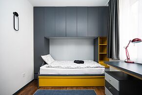 Luxury Design 2bdr Apartment