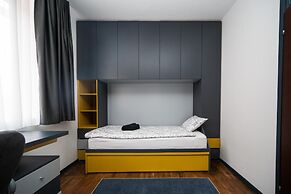 Luxury Design 2bdr Apartment