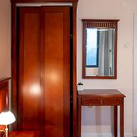 Spacious 1bdr Apartment Near City Center